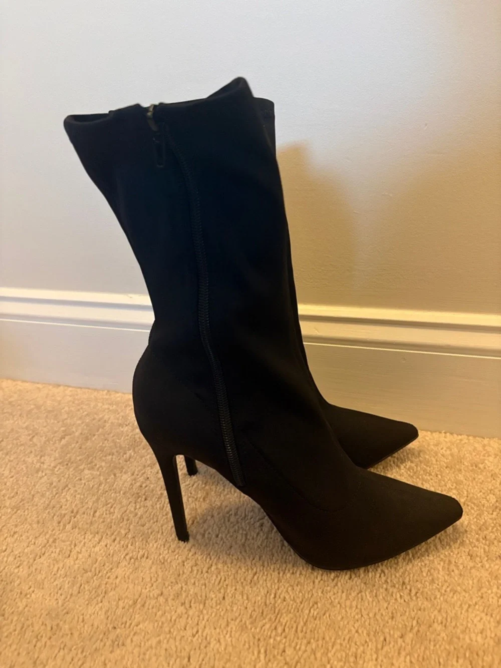 Fashion Nova Black Pointed Toe Stretch Heeled Sock Boots - Picture 3 of 4